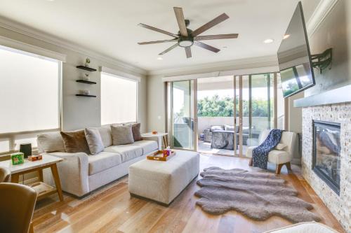 Bay Park House | Views of Mission Bay Bright Home with Rooftop Patio