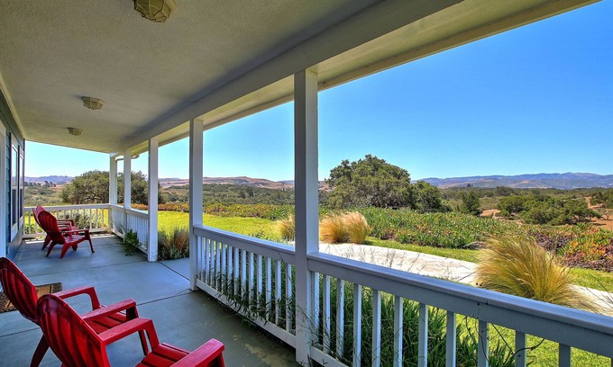 Lompoc House | Views, views, views!