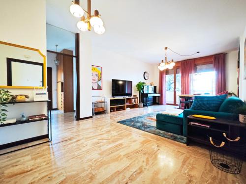 Dergano Apartment | Vignati 10 House - 140mq - MM3 Affori Centro