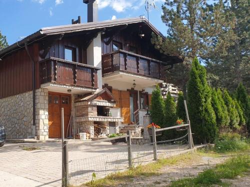 Risovac Ski Chalet | Vikendica Klara