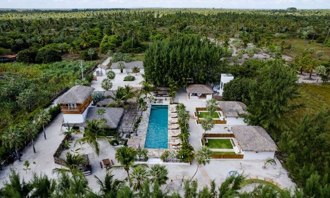 Caicara Villa | Vila a Piscina Itaca, Propriedade de 5000m2 Pertinho da Praia