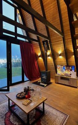 Elbasan House | Vila Alpine Arlon Gjinar