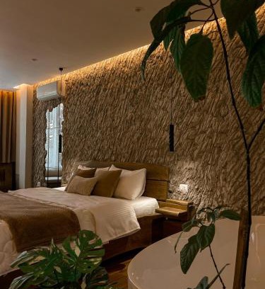 Razem Hotel | Vila Alpini