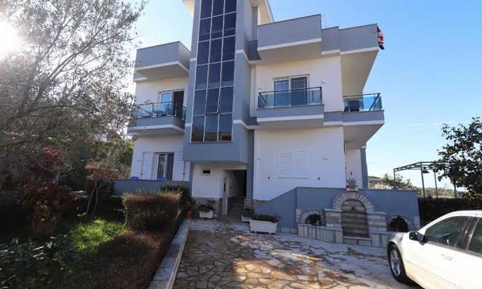 Ksamil Apartment | Vila Ariglen