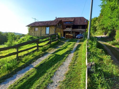 Vojnic House | Vila Bella Vista