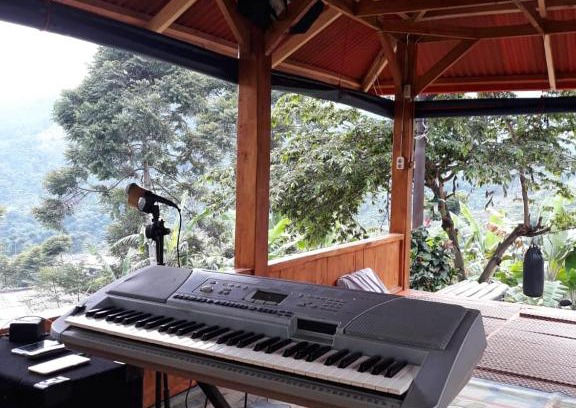 Nanggung Hotel | Vila jambrong gunung salak