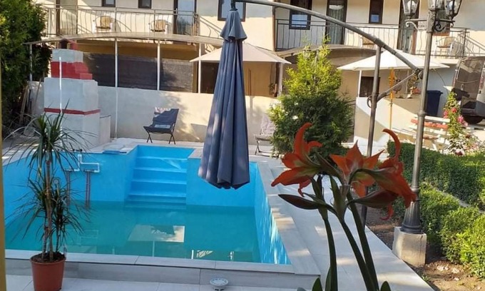 Mera House | Vila Lucia