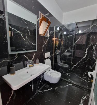 Shkembi i Kavajes Apartment | VILA Mina