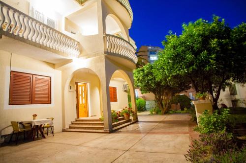 Gospostina Apartment | Vila Mitrovic
