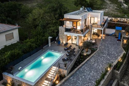 Bribir Villa | Vila Petram
