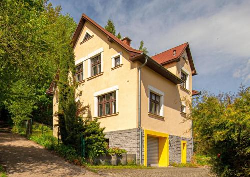 Mala Skala House | Vila Republika