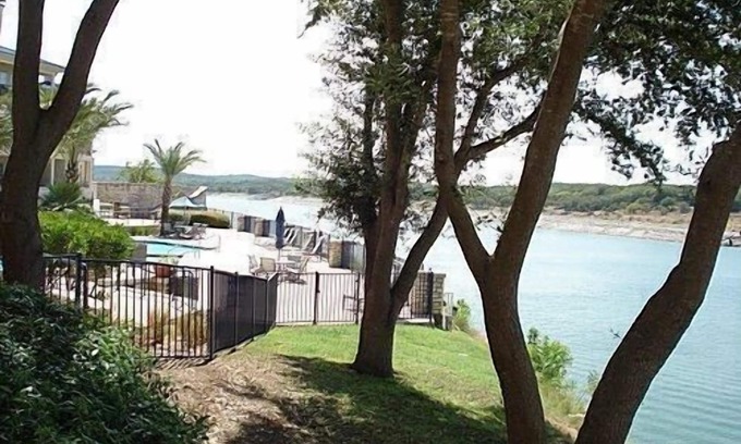 Highland Lake Estates Condo | Villa 1104 - This 1/1 condo has a great view of Lake Travis with a king bed