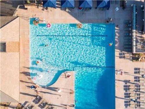 Bloomington Apartment | Villa 13, 4 BEDROOM NEW LISTING! STUNNING! YEAR ROUND HEATED POOL & HOT TUB!