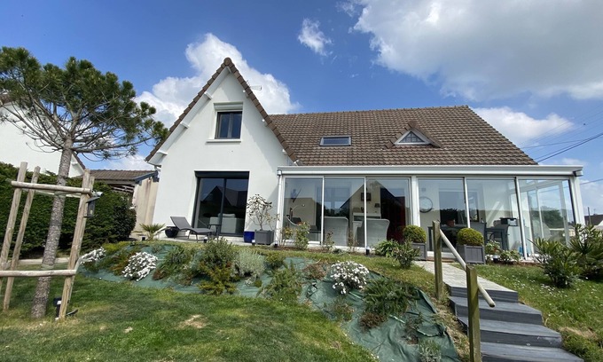 Saint-Martin de Brehal Villa | Villa 180 m2 sleeps 8 300 m from the beach, 170 m from golf