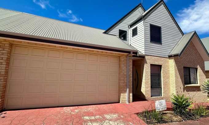 Dunsborough Villa | Villa 2 @ Dunsborough Villas