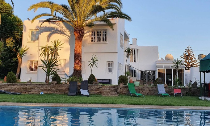 Rabat Villa | Villa 2200 m2 with private pool, jacuzzi and all comforts in Rabat.