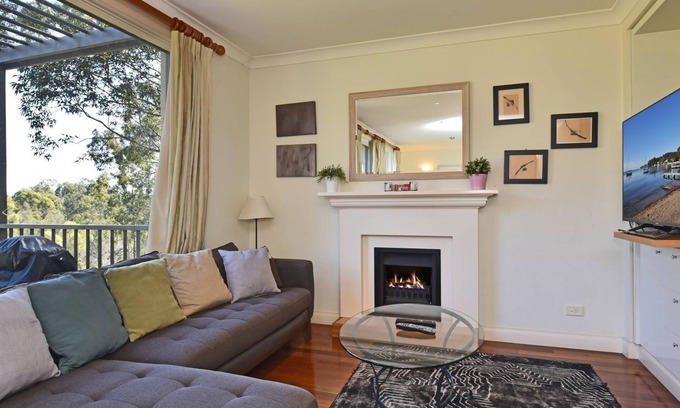 Pokolbin Villa | Villa 2br Ferre Villa located within Cypress Lakes Resort