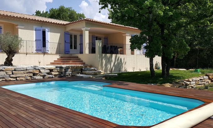 Mons Villa | Villa 3sdb 9 Pers Piscine Jacuzzi