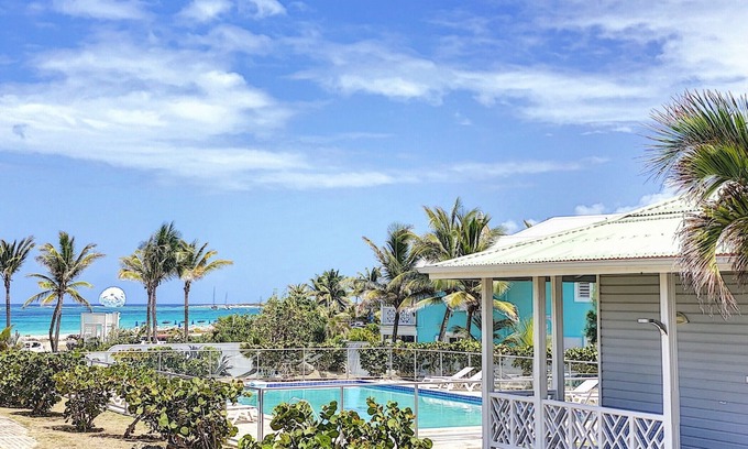 Orient Bay Villa | Villa 47, Luxury on the Orient Bay Beach, Private pool, Wifi 100 Mps