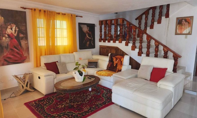 Reparto Ibarra Bed & Breakfast | VILLA 5 MIN FROM THE AIRPORT, WELLNESS, NATURE, AND PRIVACY