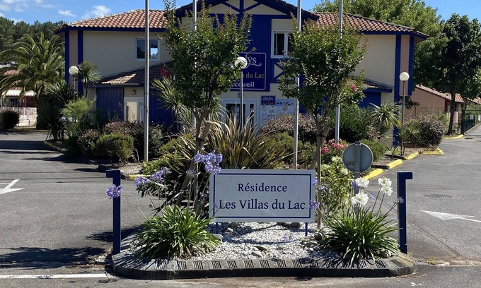 Soustons Villa | VILLA, 6 PERS, HOLIDAY VILLAGE WITH SWIMMINGPOOL VIEUX BoUCAU