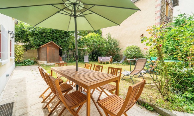 Aulnay-sous-Bois Villa | Villa 8 Chambres/15 Lits - 20 min Paris Centre