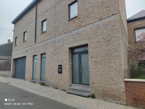 Montignies-sur-Sambre Villa | Villa 8 chambres pour 20 personnes