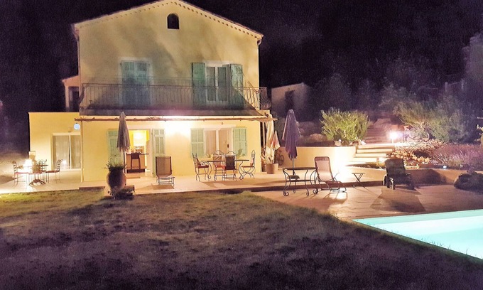 Les Maillans Villa | Villa 8 people, swimming pool. Open view. Beaches 15 mins away, quiet.