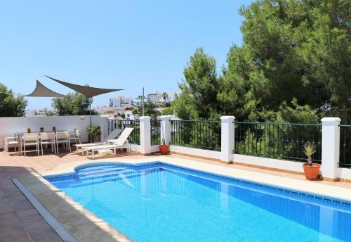 Nerja Villa | Villa 9 pers in Burriana Nerja