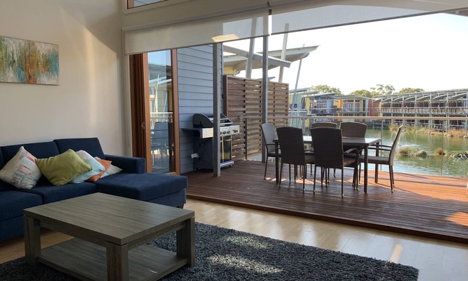 Normanville Villa | Villa 91 South Shores Resort, Normanville - lagoon view & beach/pools access!