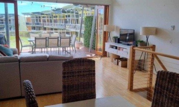 Normanville Villa | Villa 92 South Shores Resort - Executive style with lagoon view!