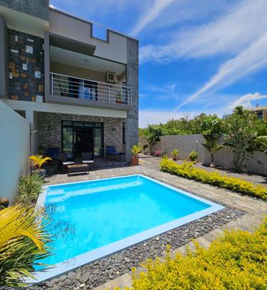 Flic-en-Flac Villa | Villa Aahana - Flic en Flac