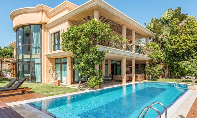 San Agustin Villa | Villa Albella