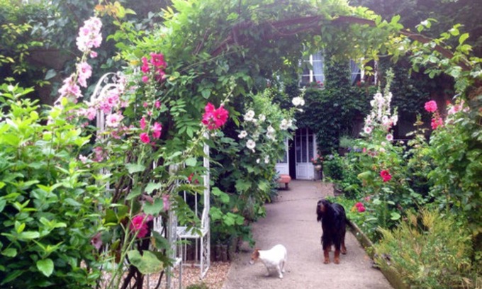 Les Andelys Bed & Breakfast | Villa Aliénor