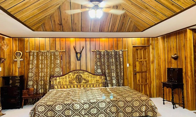 Tarlac Bed & Breakfast | Villa Alicia Private Resort