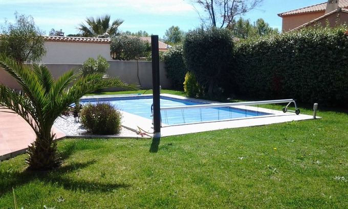 Bages Villa | Villa 'Alicia' with Private Pool, Wi-Fi and Air Conditioning