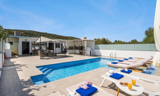 Drapanias Villa | Villa Alitocatos
