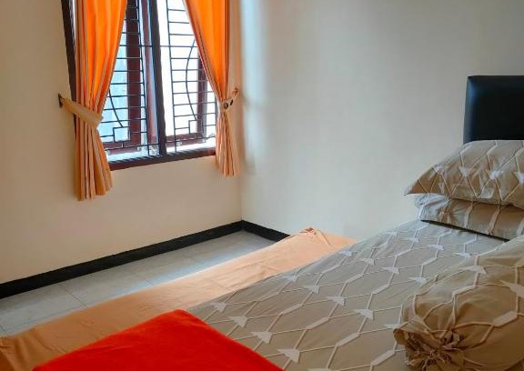Sidomulyo House | Villa Amadeo
