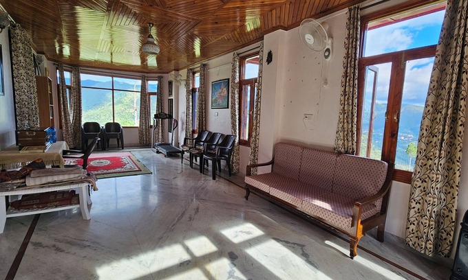 Shimla Other | Villa amidst the mountains of Himachal Pradesh, just 10km away from Shimla.