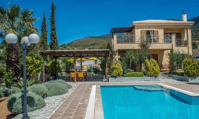 Karavados Villa | Villa Ammnoy Luxury Villa With Pool In Quiet Location, Near To Beach, Tavernas and Shops