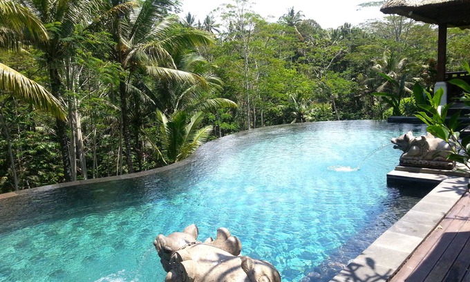 Sambahan House | Villa Amrita
