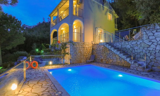 Petaleia Villa | Villa Anastar in Corfu