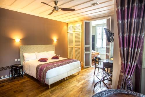 Saint-Denis Hotel | Villa Angélique - Hôtel classé Monument Historique