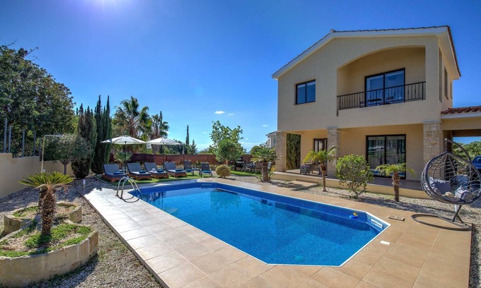 Kouklia Villa | Villa Angelos, Secret Valley - a villa that sleeps 6 guests in 3 bedrooms
