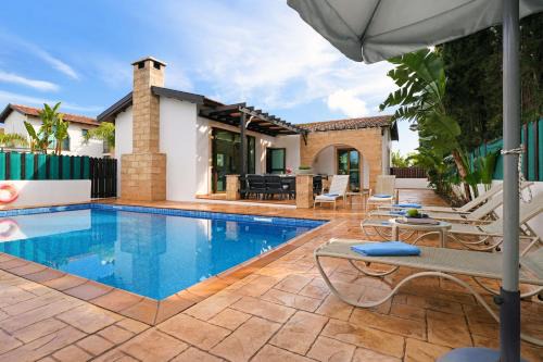 Ayia Thekla House | Villa Anthia - 2bed with Large Pool