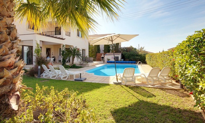 Kouklia Villa | Villa Aphrodite's Rock a Fab 3 bed detached villa with pool in great location!