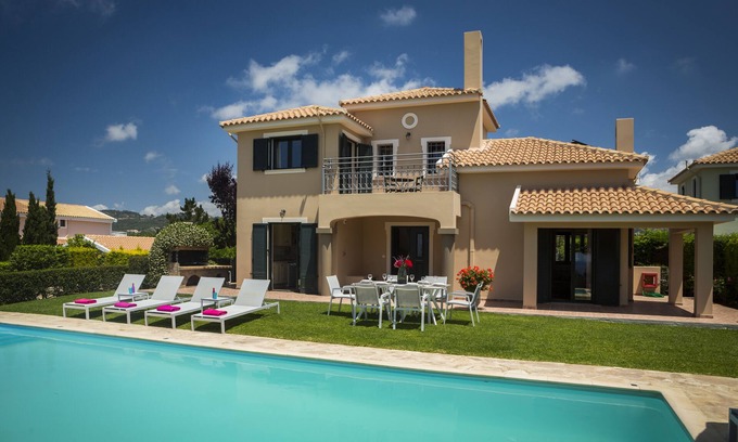 Svoronata Villa | VILLA ARGIRO-LUXURY VILLA WITH PRIVATE POOL