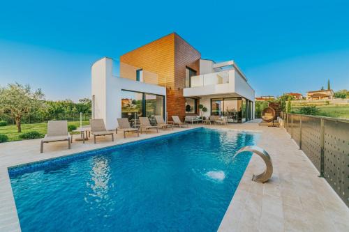 Farini Villa | Villa Aria Visnjan in Central Istria for 12 people - pet friendly with wellness & sea view