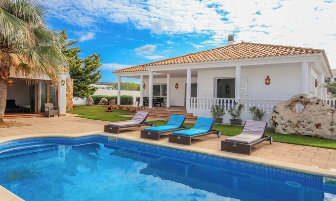 Cales Piques Villa | Villa 'Arianna' with Private Pool, Wi-Fi and Air Conditioning