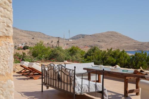Halki House | Villa Aristoteles